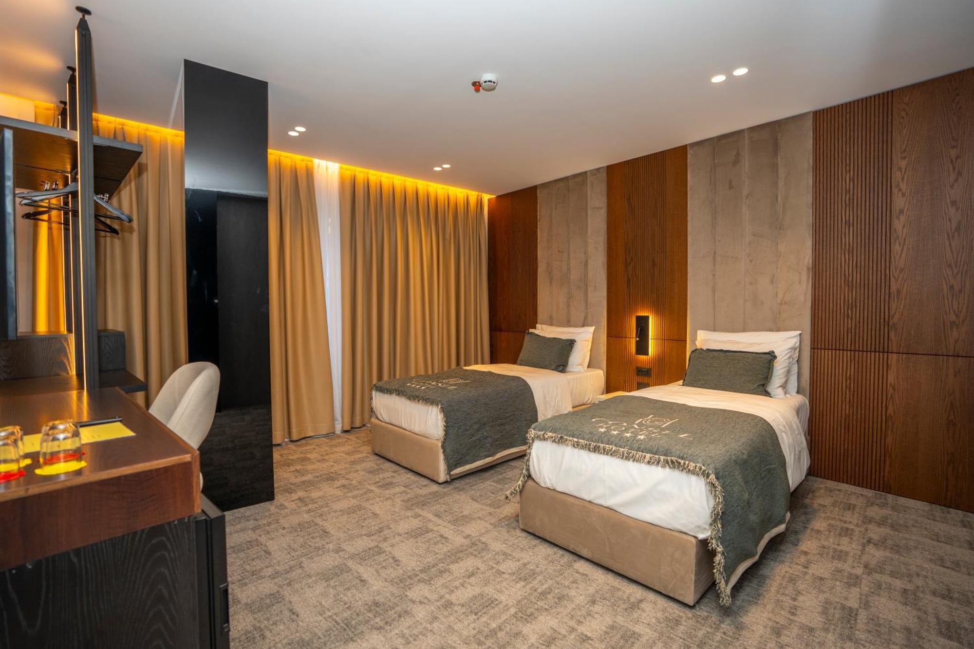 Hotel Consul ชโคเดอร์ ภายนอก รูปภาพ
